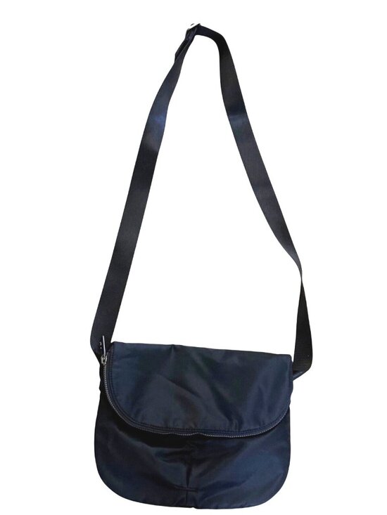 Lululemon Handbags - Lululemon Women's Crossbody Bag Black Adjustable Strap All Night Festival Bag